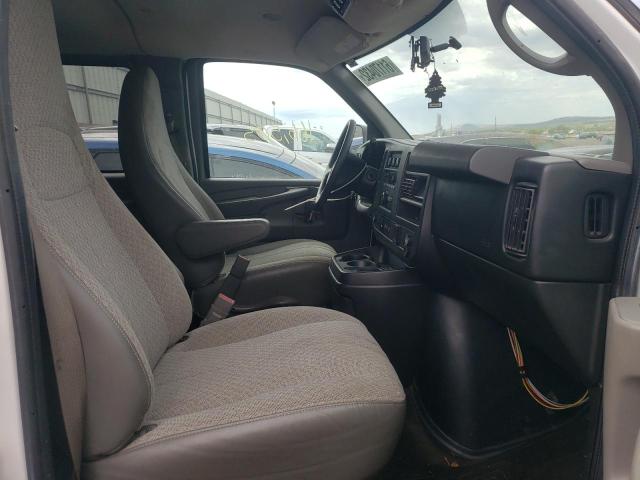 1GAZG1FG8F1104616 - 2015 CHEVROLET EXPRESS G3 LT WHITE photo 5