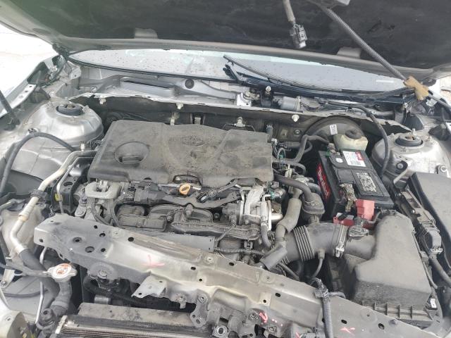 4T1B11HK3JU591982 - 2018 TOYOTA CAMRY L 银色 照片 11