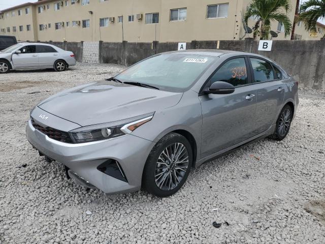 3KPF54AD9NE421167 - 2022 KIA FORTE GT LINE GRAY photo 1