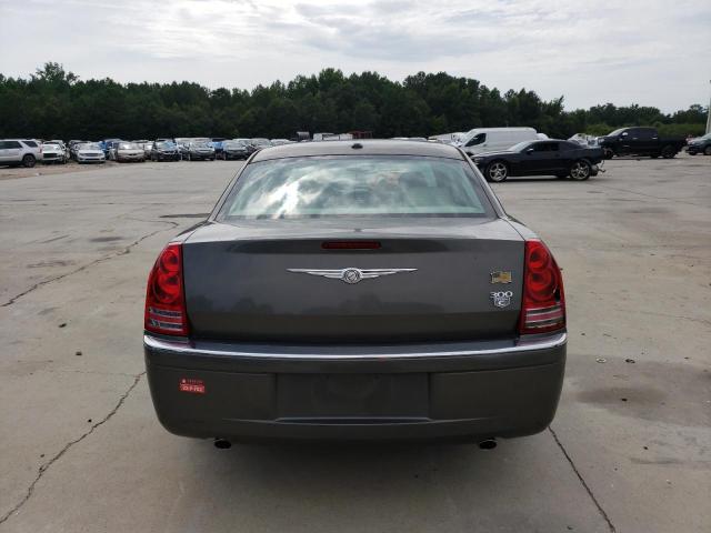 2C3KA63T59H570250 - 2009 CHRYSLER 300C GRAY photo 6