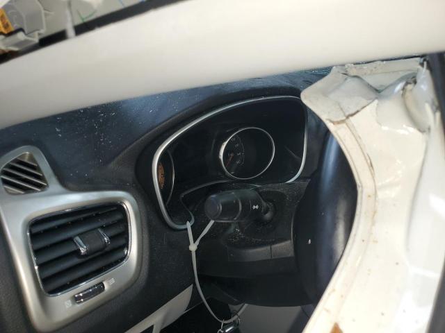 3C4NJDBB9JT230438 - 2018 JEEP COMPASS LATITUDE Biały zdjęcie 9