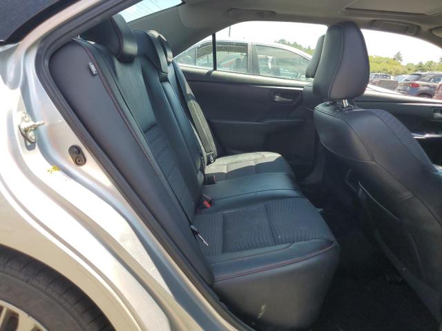 4T1BF1FK5FU487750 - 2015 TOYOTA CAMRY LE 银色 照片 10