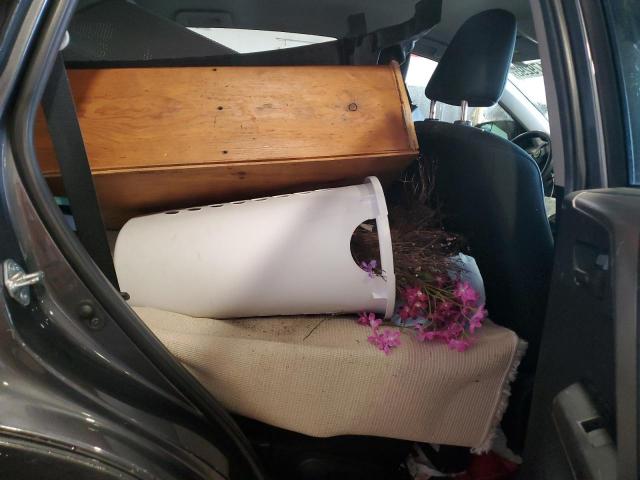 2T3BFREV3JW849228 - 2018 TOYOTA RAV4 LE 灰色 照片 11