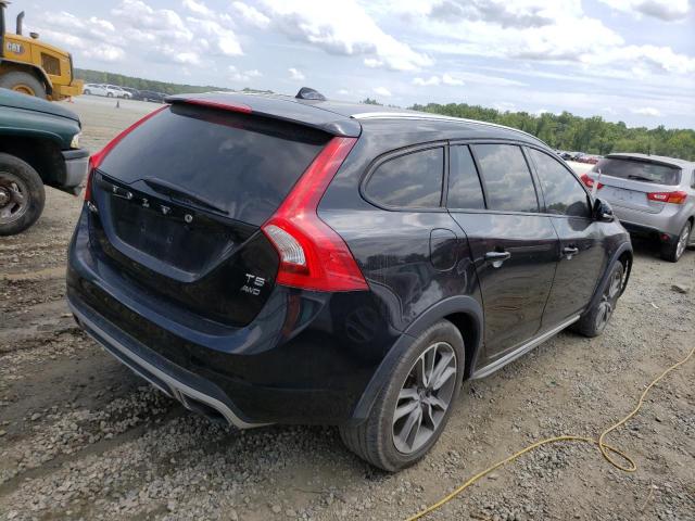 YV440MWK0H1037506 - 2017 VOLVO V60 CROSS PREMIER BLACK photo 3