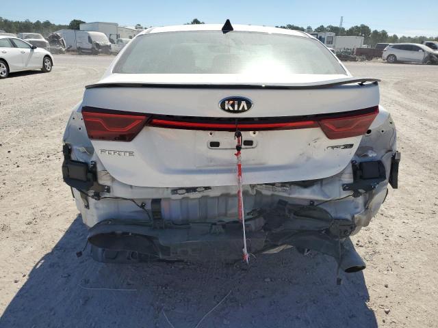 3KPF34AD5ME312225 - 2021 KIA FORTE GT LINE WHITE photo 6