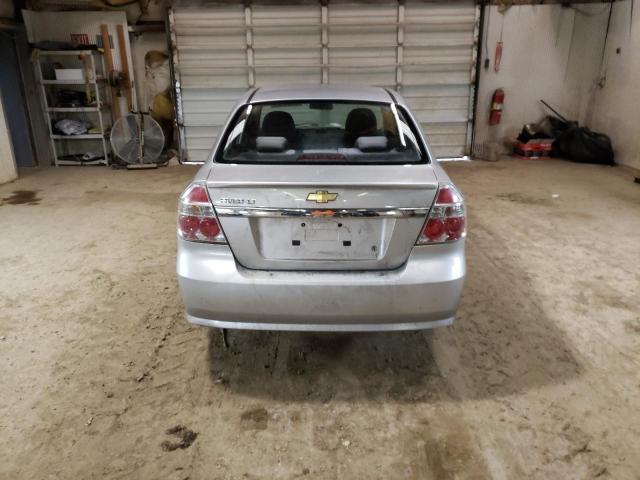 KL1TD5DE8BB181349 - 2011 CHEVROLET AVEO BASE LS SILVER photo 6
