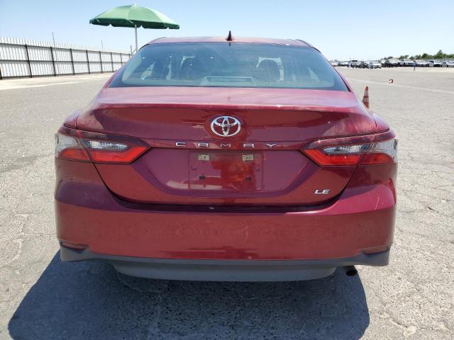 4T1C11AK6MU614643 - 2021 TOYOTA CAMRY LE RED photo 6