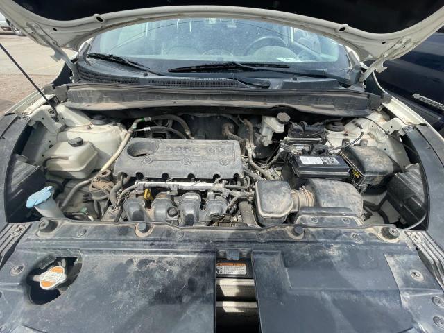 KM8JU3AC7CU389053 - 2012 HYUNDAI TUCSON GLS Biały zdjęcie 7