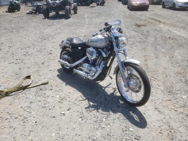 1HD1CGP145K405324 - 2005 HARLEY-DAVIDSON XL1200 C SILVER photo 1