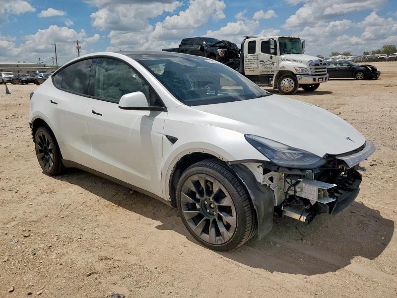 7SAYGDEE0PA070927 - 2023 TESLA MODEL Y Blanc photo 4