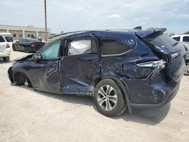 5TDGZRBH9MS545354 - 2021 TOYOTA HIGHLANDER XLE BLUE photo 2