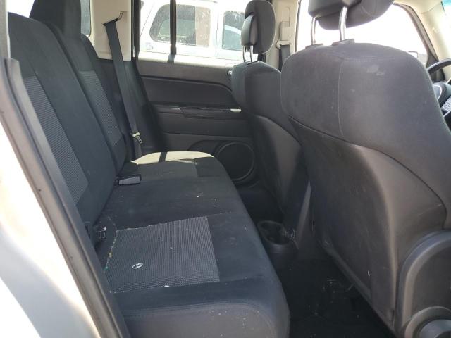 1J4NT1GA8BD289846 - 2011 JEEP PATRIOT SPORT 银色 照片 11