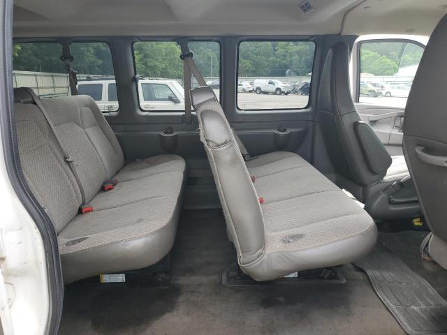 1GAZGPFG5H1235265 - 2017 CHEVROLET EXPRESS G3 LT Weiß Foto 11