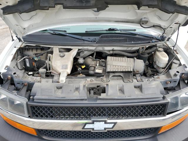 1GAZGPFG5H1235265 - 2017 CHEVROLET EXPRESS G3 LT Weiß Foto 12