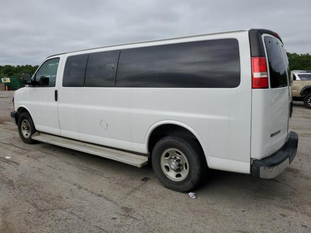 1GAZGPFG5H1235265 - 2017 CHEVROLET EXPRESS G3 LT Weiß Foto 2