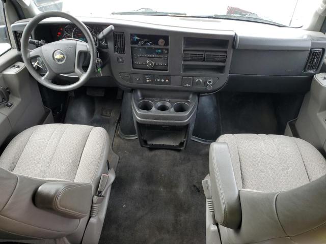 1GAZGPFG5H1235265 - 2017 CHEVROLET EXPRESS G3 LT Weiß Foto 8