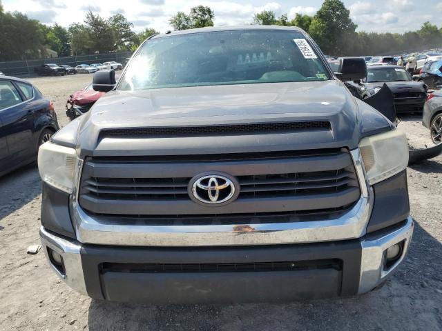 5TFUW5F16EX345996 - 2014 TOYOTA TUNDRA DOUBLE CAB SR/SR5 GRAY photo 5