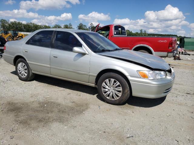 4T1BG22K01U797936 - 2001 TOYOTA CAMRY CE 银色 照片 4