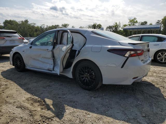 4T1G11AK3PU086422 - 2023 TOYOTA CAMRY SE NIGHT SHADE WHITE photo 2