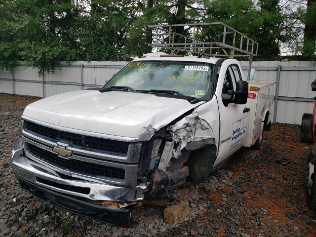 1GB6CZBK7AF116402 - 2010 CHEVROLET SILVERADO C3500 WHITE photo 1