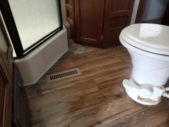 5SFPB3527GE301931 - 2016 HEART LAND PROWLER 白色 照片 9