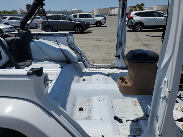 1C4BJWEG5FL764206 - 2015 JEEP WRANGLER U SAHARA WHITE photo 10