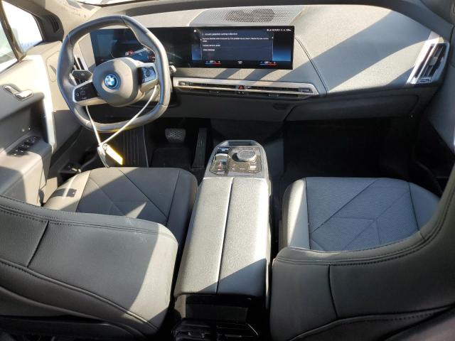 WB523CF04PCL70669 - 2023 BMW IX XDRIVE50 WHITE photo 8