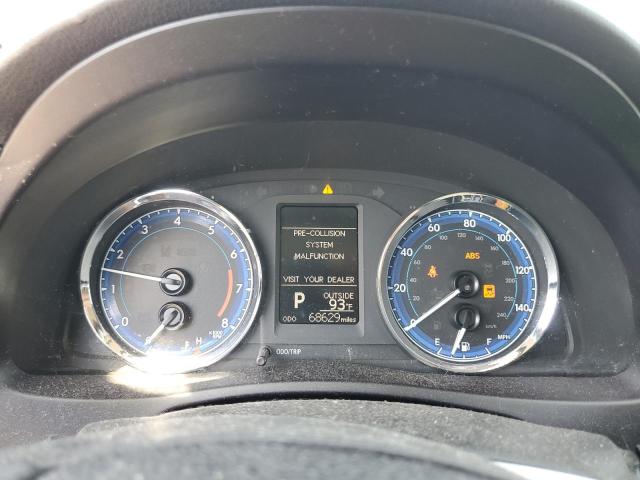 5YFBURHEXJP743810 - 2018 TOYOTA COROLLA L თაფლისფერი ფოტო 9