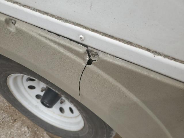 4YDT29121CT410690 - 2012 PASSPORT TRAVELTRLR WHITE photo 9