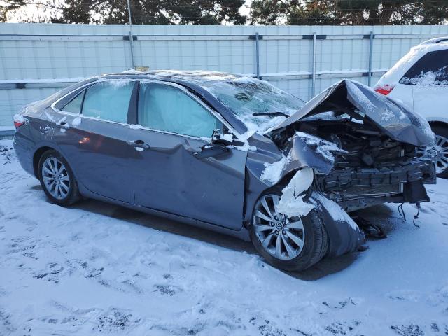 4T1BF1FK3GU551317 - 2016 TOYOTA CAMRY LE GRAY photo 4