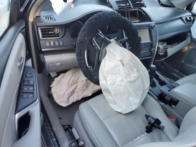 4T1BF1FK3GU551317 - 2016 TOYOTA CAMRY LE GRAY photo 8