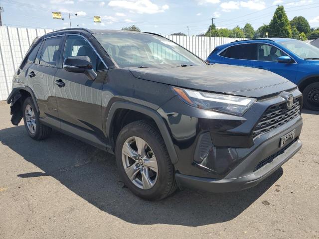 2T3P1RFV4NW291396 - 2022 TOYOTA RAV4 XLE BLACK photo 4