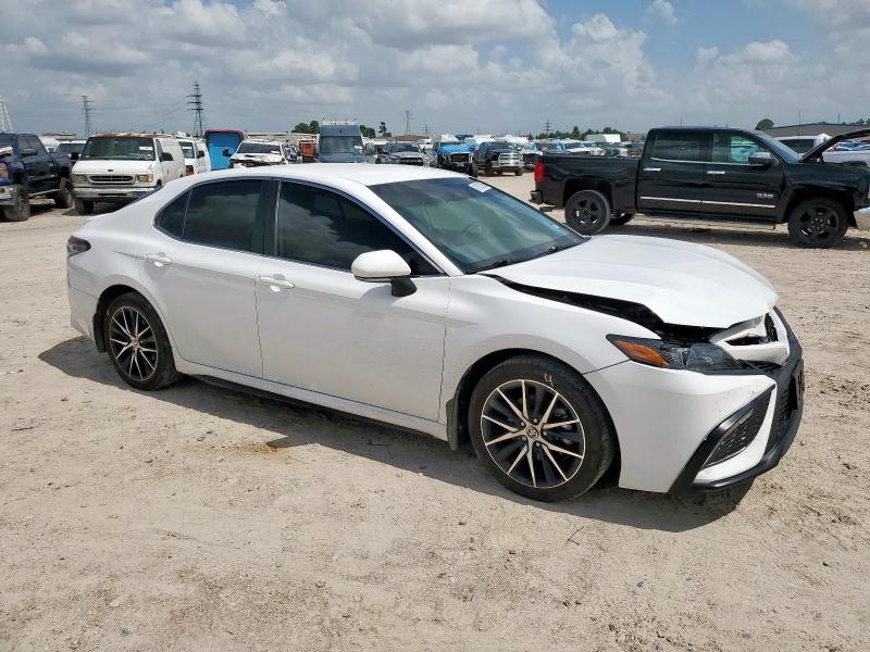 4T1G11AK6RU897229 - 2024 TOYOTA CAMRY SE NIGHT SHADE WHITE photo 4