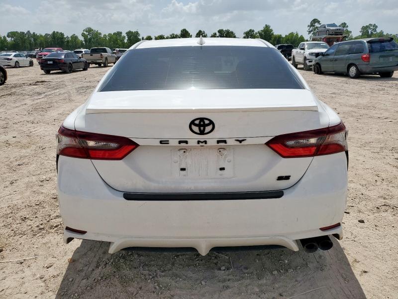 4T1G11AK6RU897229 - 2024 TOYOTA CAMRY SE NIGHT SHADE WHITE photo 6