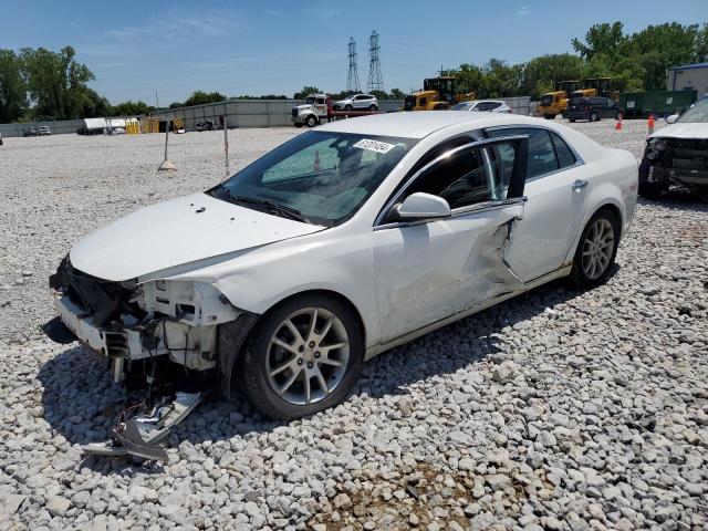 1G1ZE5E71AF244999 - 2010 CHEVROLET MALIBU LTZ თეთრი ფოტო 1