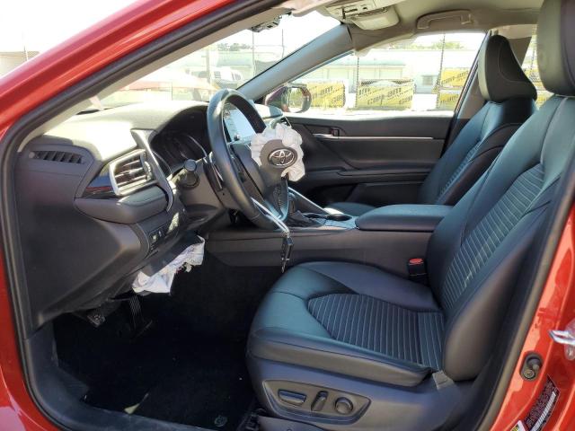 4T1G11AK3PU112212 - 2023 TOYOTA CAMRY SE NIGHT SHADE RED photo 7