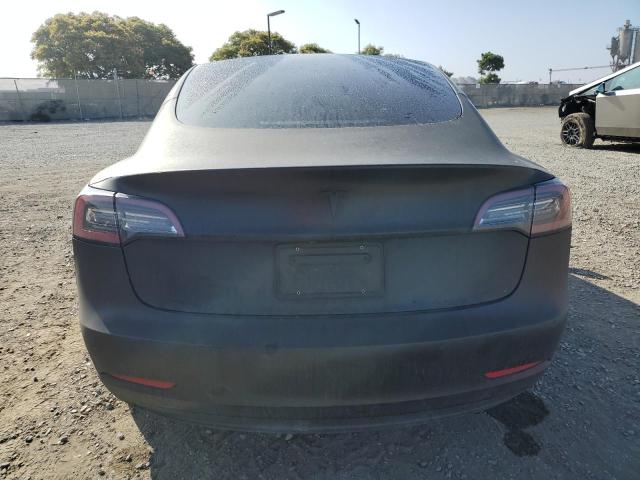 5YJ3E1EB7NF267028 - 2022 TESLA MODEL 3 შავი ფოტო 6
