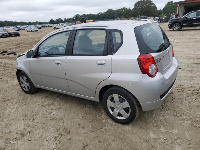 KL1TD66E89B621924 - 2009 CHEVROLET AVEO LS SILVER photo 2