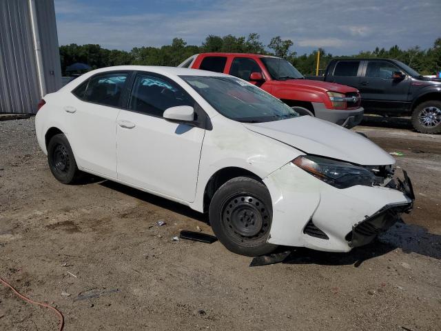 5YFBURHE5JP804397 - 2018 TOYOTA COROLLA L WHITE photo 4