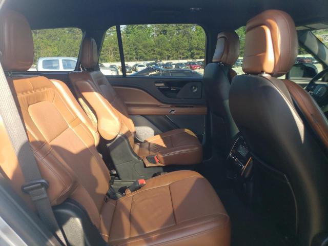5LM5J7XC7LGL15541 - 2020 LINCOLN AVIATOR RESERVE SILVER photo 11