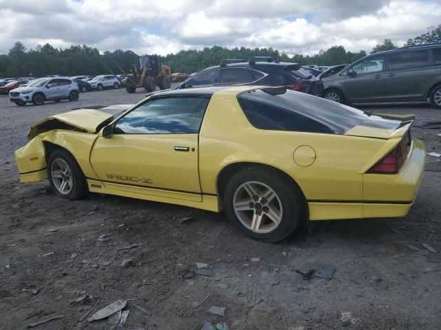 1G1FP87H2GN138886 - 1986 CHEVROLET CAMARO YELLOW photo 2