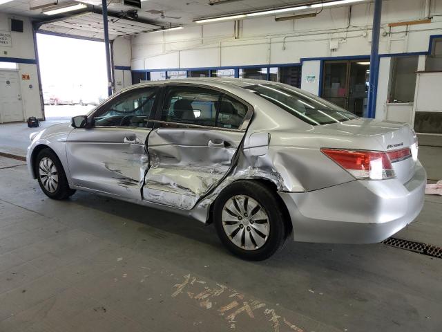 1HGCP2F33BA148941 - 2011 HONDA ACCORD LX 银色 照片 2