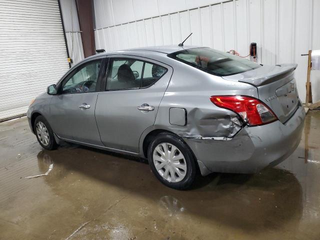 3N1CN7AP5DL893328 - 2013 NISSAN VERSA S GRAY photo 2