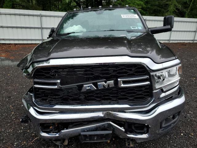 3C6MR5AJ5NG169825 - 2022 RAM 2500 TRADESMAN 灰色 照片 5