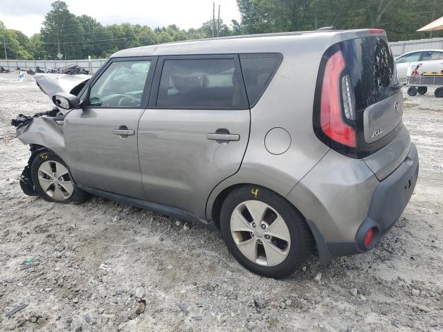 KNDJN2A28F7169555 - 2015 KIA SOUL GREEN photo 2