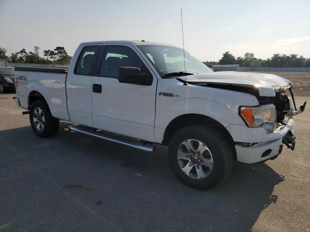 1FTEX1EM1EFD02257 - 2014 FORD F150 SUPER CAB WHITE photo 4