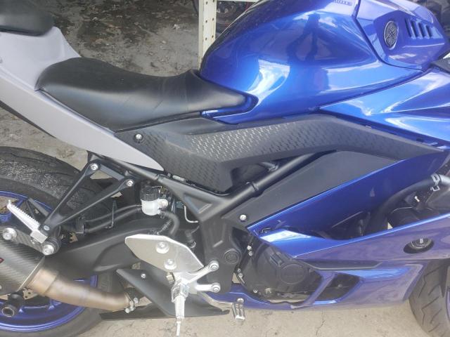 MH3RH18Y3MK007035 - 2021 YAMAHA YZFR3 A BLUE photo 5