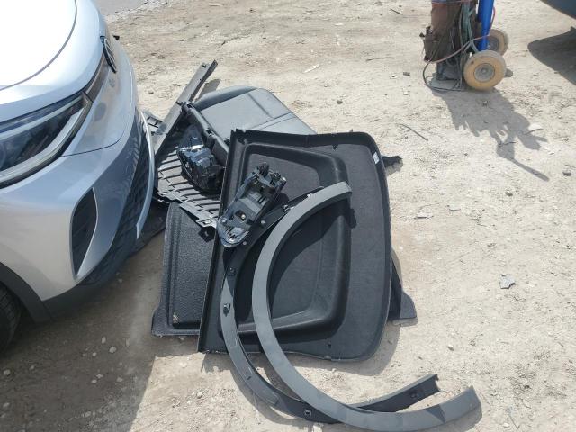 WVGKMPE21NP041151 - 2022 VOLKSWAGEN ID.4 PRO S 银色 照片 13