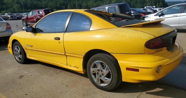 1G2JB12F427473792 - 2002 PONTIAC SUNFIRE SE YELLOW photo 2