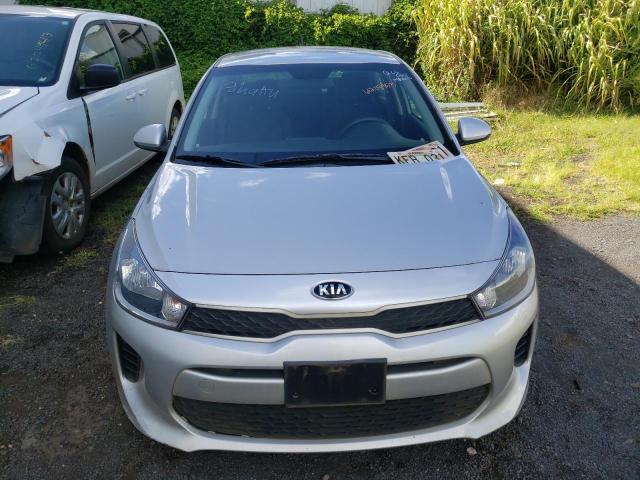 3KPA24AD2LE295203 - 2020 KIA RIO LX SILVER photo 5